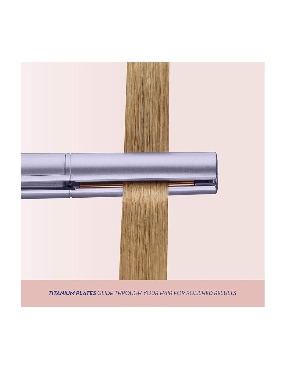 Fer plat sans fil Conair Unbound en titane 1 pouce