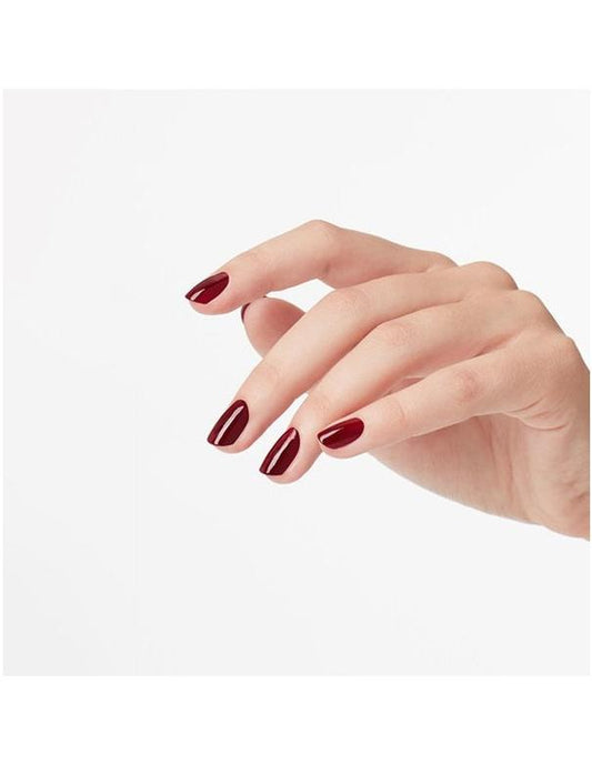 OPI a le blues pour le rouge